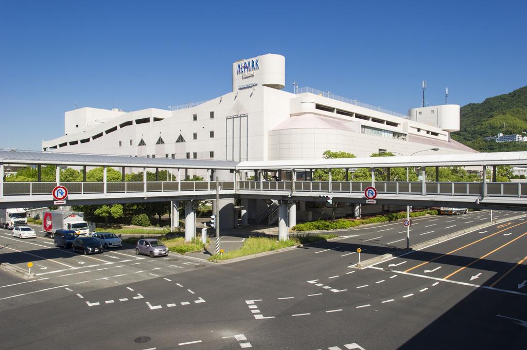 Hotel Hiroshima Sunplaza Exteriör bild