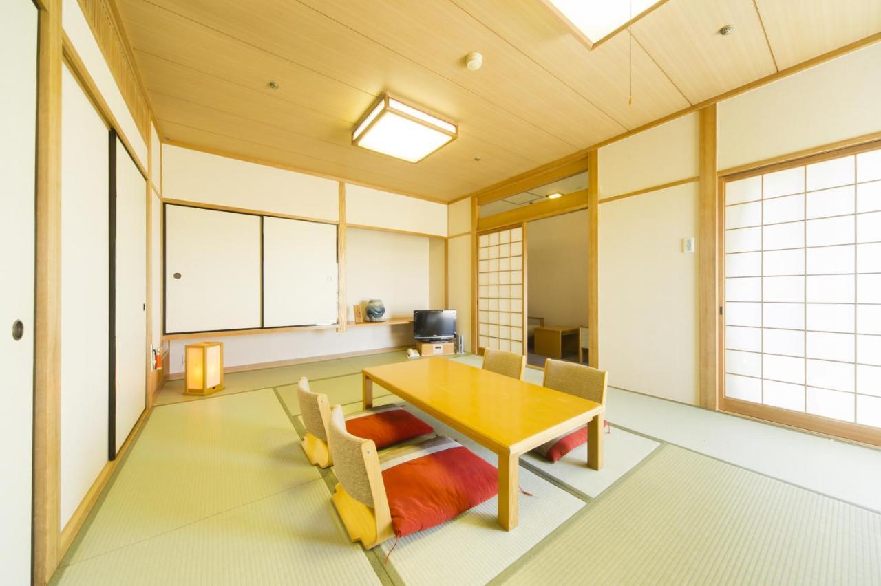 Hotel Hiroshima Sunplaza Rum bild